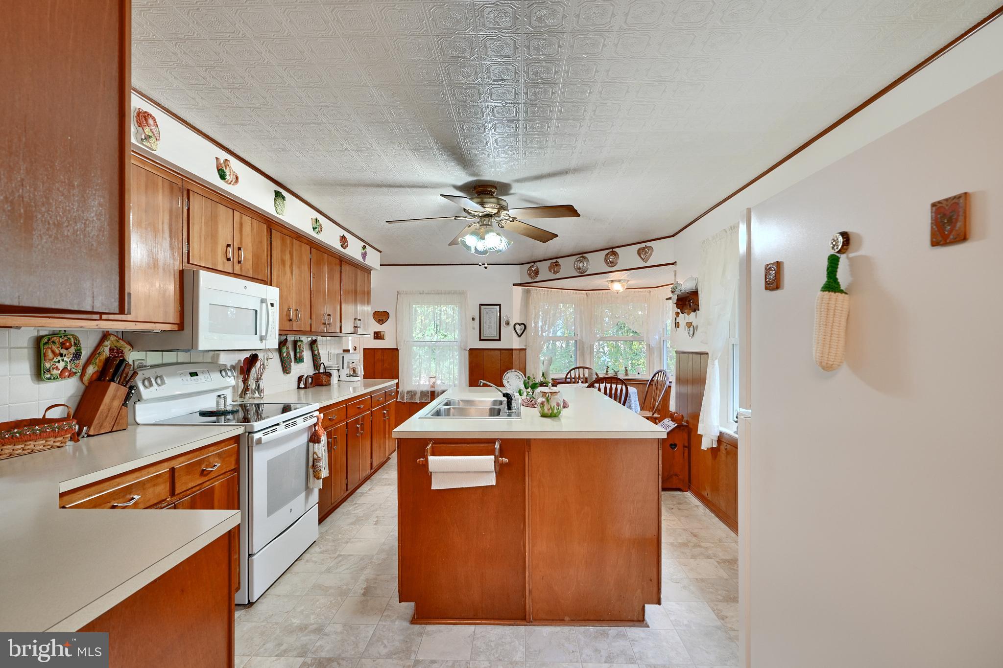 2288 Oldfield Point Road Elkton, MD 21921 - Photo 5 of 45 Gallery Image 5
