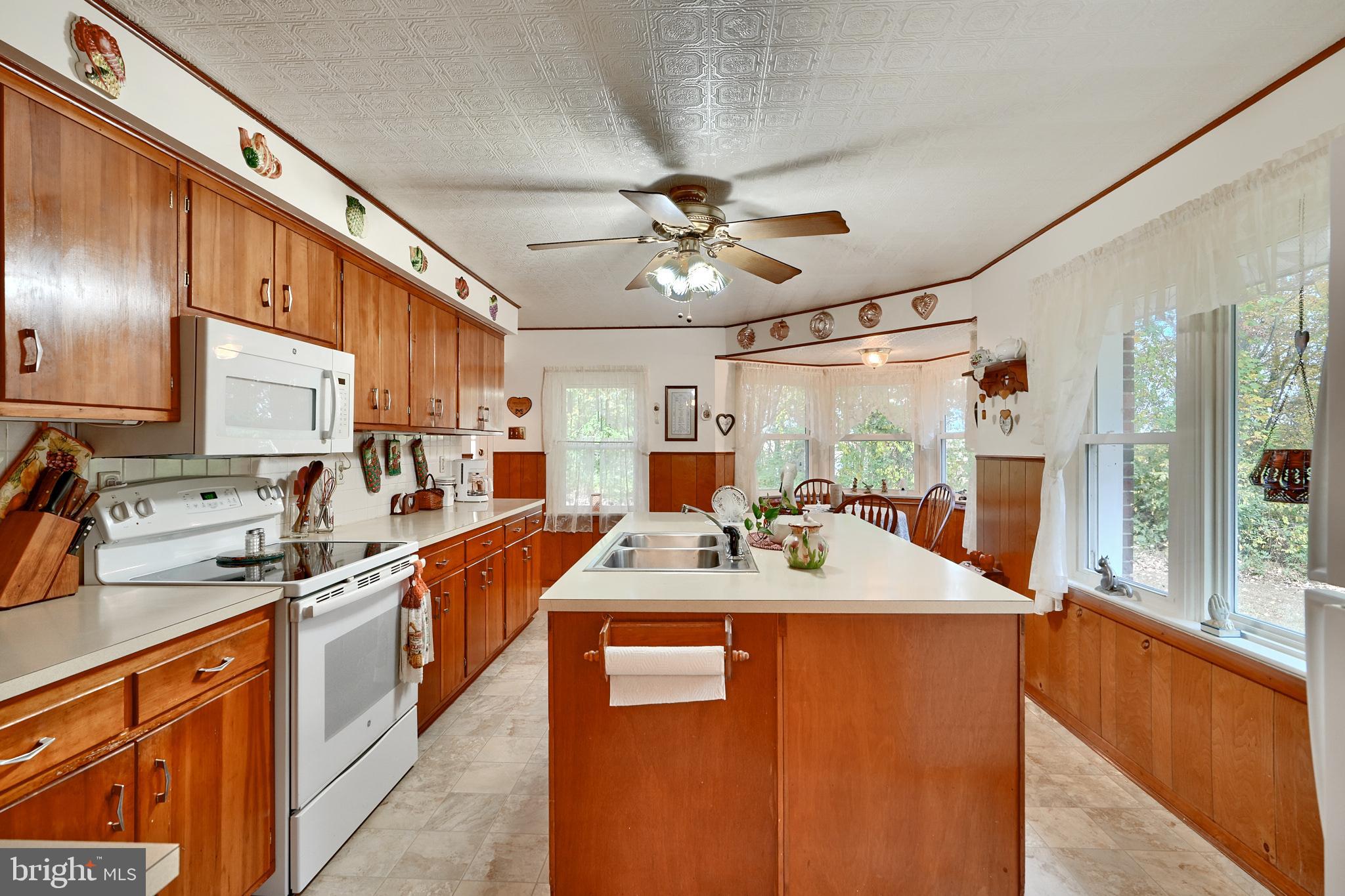 2288 Oldfield Point Road Elkton, MD 21921 - Photo 6 of 45 Gallery Image 6
