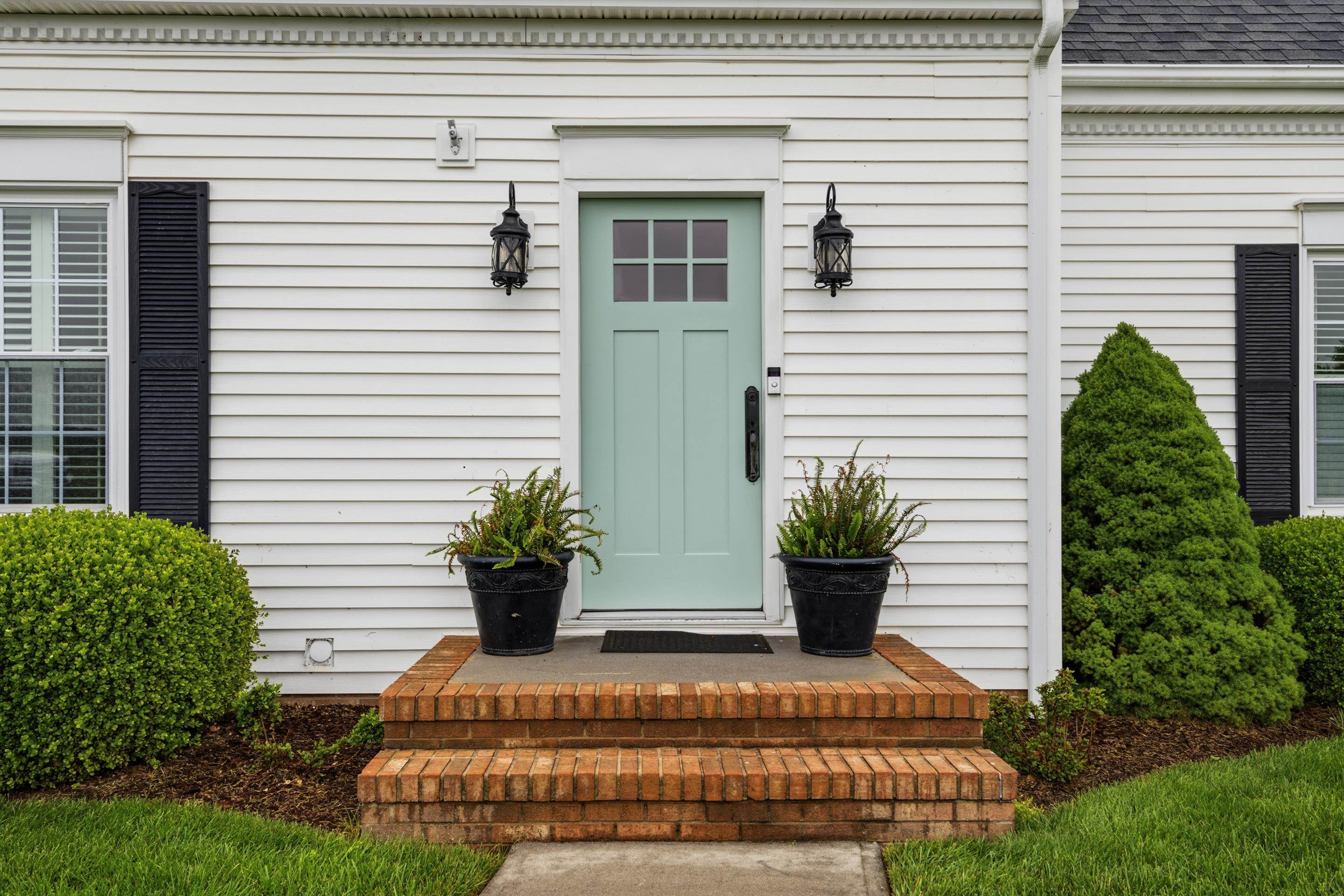 102 Vista Ridge Radford, VA 24141 - Photo 3 of 40 Gallery Image 3