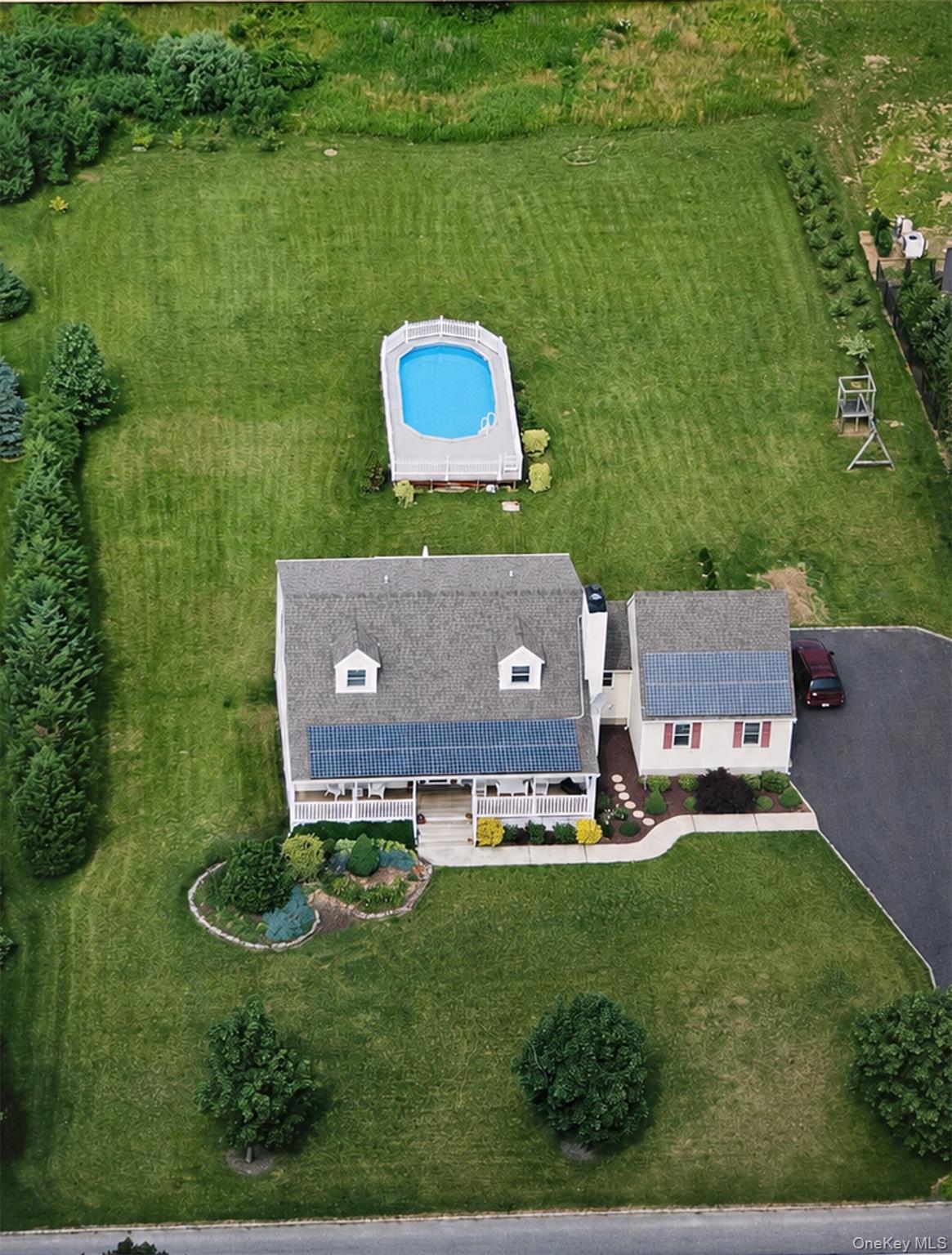635 Farmveu Road Mattituck, NY 11952 - Photo 29 of 30 Aerial view of home and property
