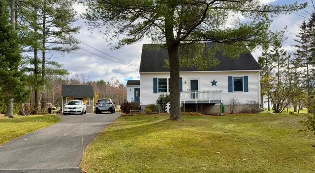 $349,999 | 7 Cherry Lane, Bangor, ME 04401