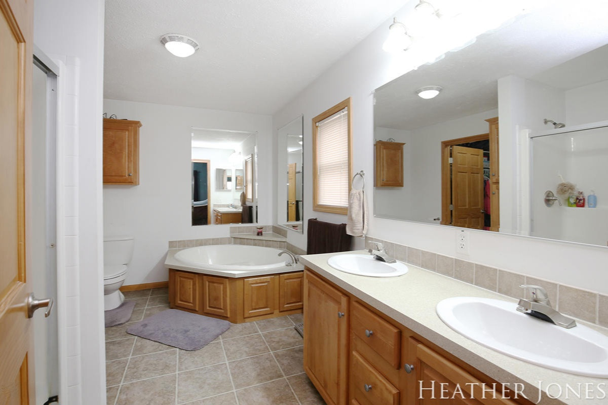 142 Fitzner Road Greenville, MI 48838 - Photo 16 of 30 IMG_8226