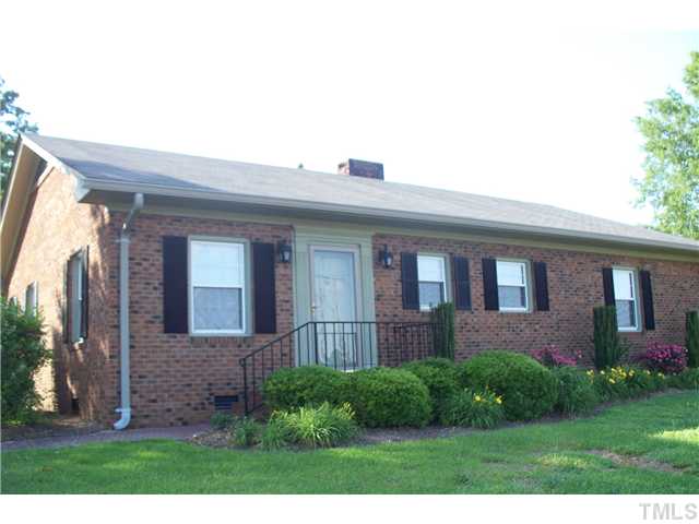 369 Sadler Road Dunn, NC 28334 - Photo 1 of 23 Gallery Image 1