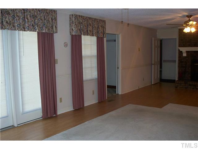 369 Sadler Road Dunn, NC 28334 - Photo 10 of 23 Gallery Image 10