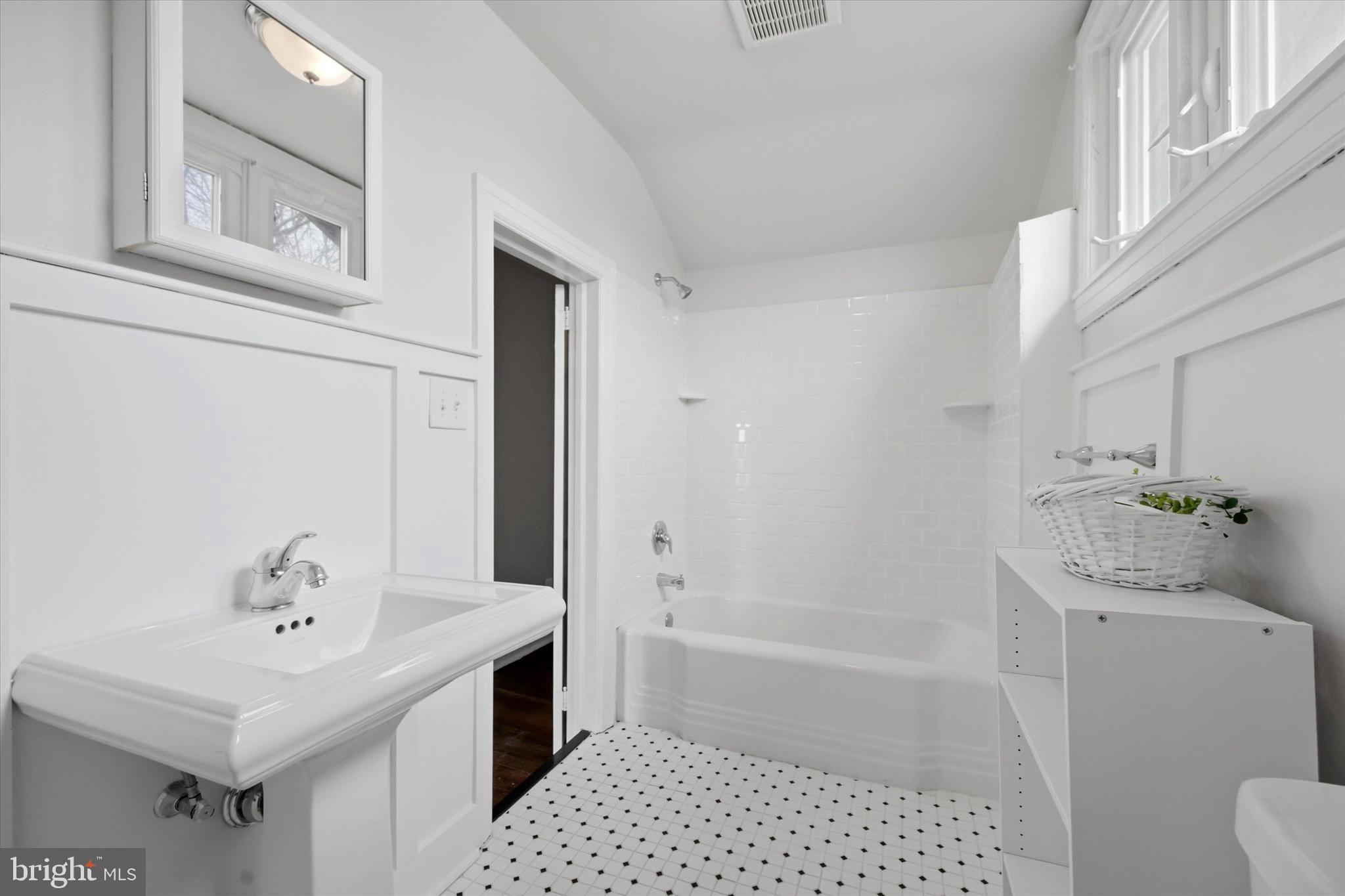 101 North Eagle Road Havertown, PA 19083 - Photo 12 of 16
