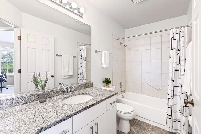 $459,900 | 461 Newberry Court, Lake Zurich, IL 60047