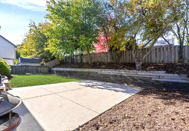 $459,900 | 461 Newberry Court, Lake Zurich, IL 60047