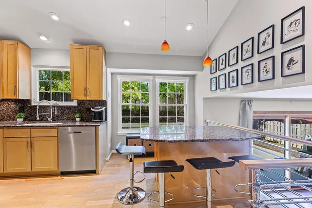 $459,900 | 461 Newberry Court, Lake Zurich, IL 60047