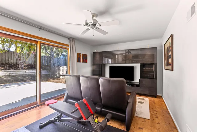 $459,900 | 461 Newberry Court, Lake Zurich, IL 60047