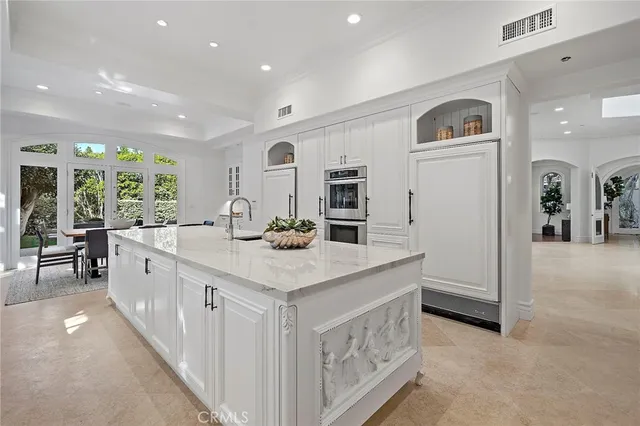 $8,299,000 | 11709 Wetherby Lane, Los Angeles, CA 90077