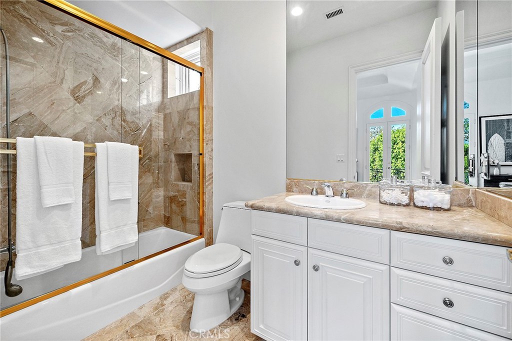 11709 Wetherby Lane Los Angeles, CA 90077 - Photo 23 of 47