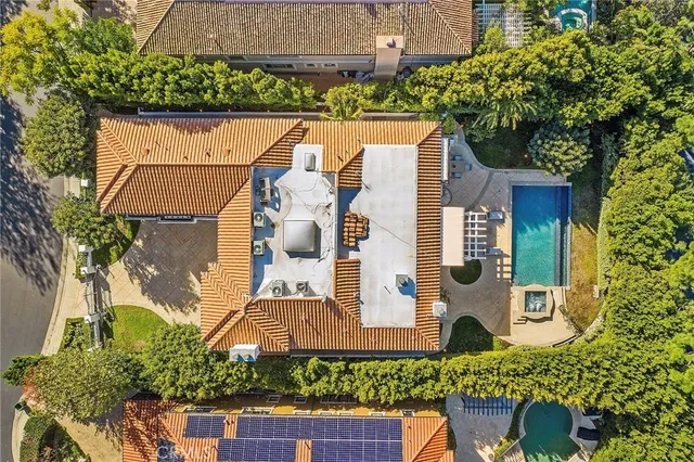 $8,299,000 | 11709 Wetherby Lane, Los Angeles, CA 90077