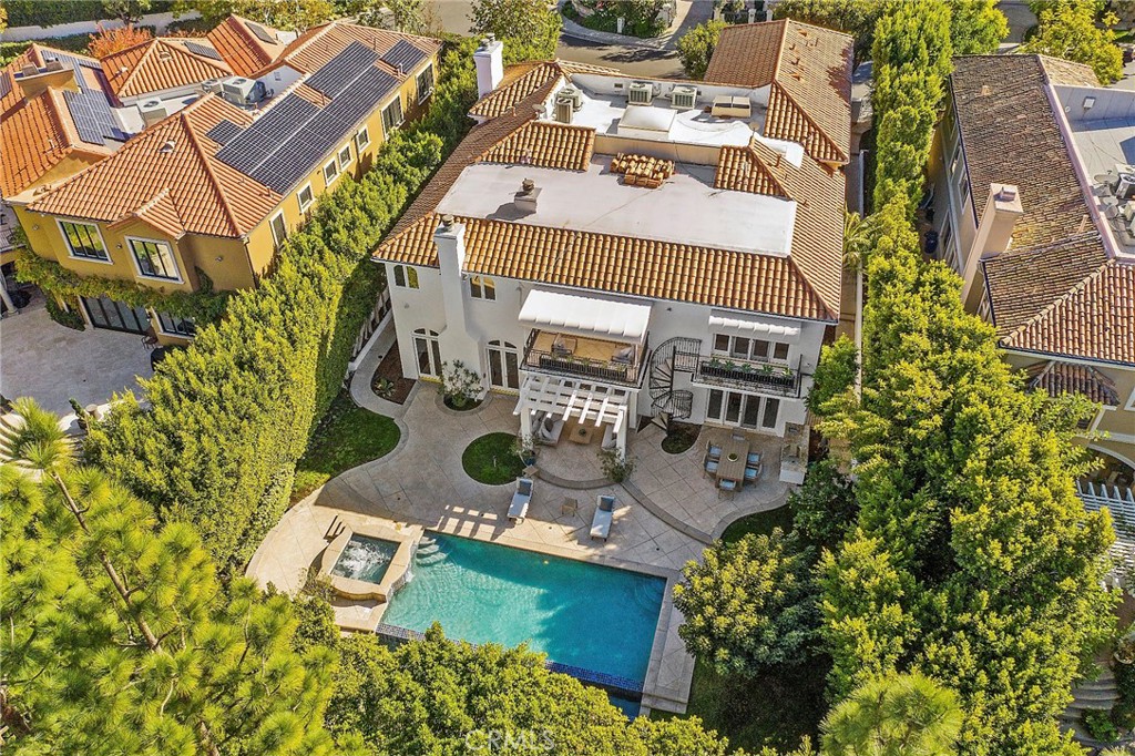 11709 Wetherby Lane Los Angeles, CA 90077 - Photo 46 of 47