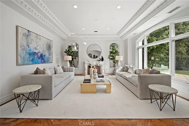 $8,299,000 | 11709 Wetherby Lane, Los Angeles, CA 90077