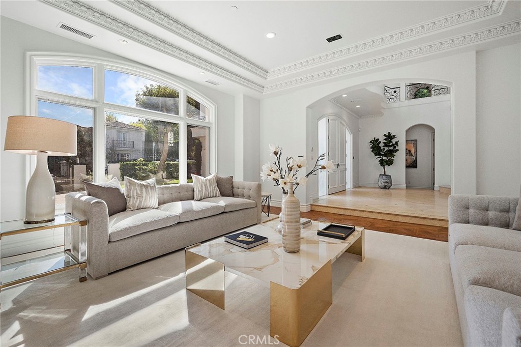 11709 Wetherby Lane Los Angeles, CA 90077 - Photo 6 of 47