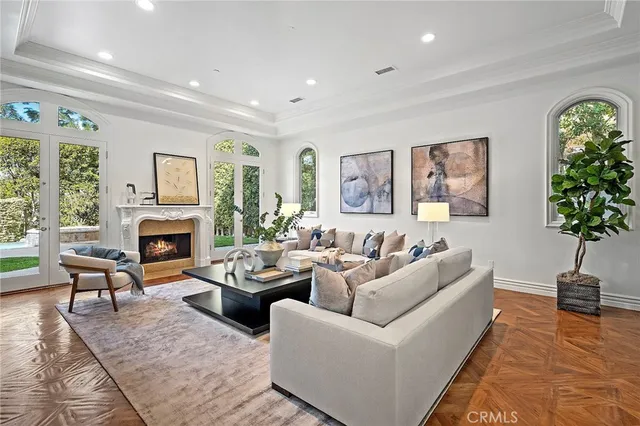 $8,299,000 | 11709 Wetherby Lane, Los Angeles, CA 90077