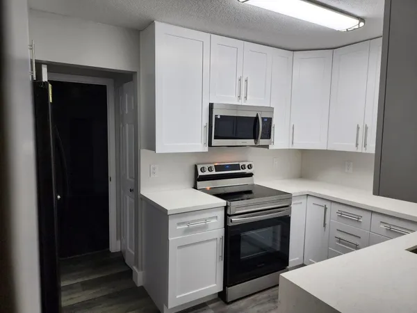 $3,200 | 7407 Southwest 13th Street, North Lauderdale, FL 33068