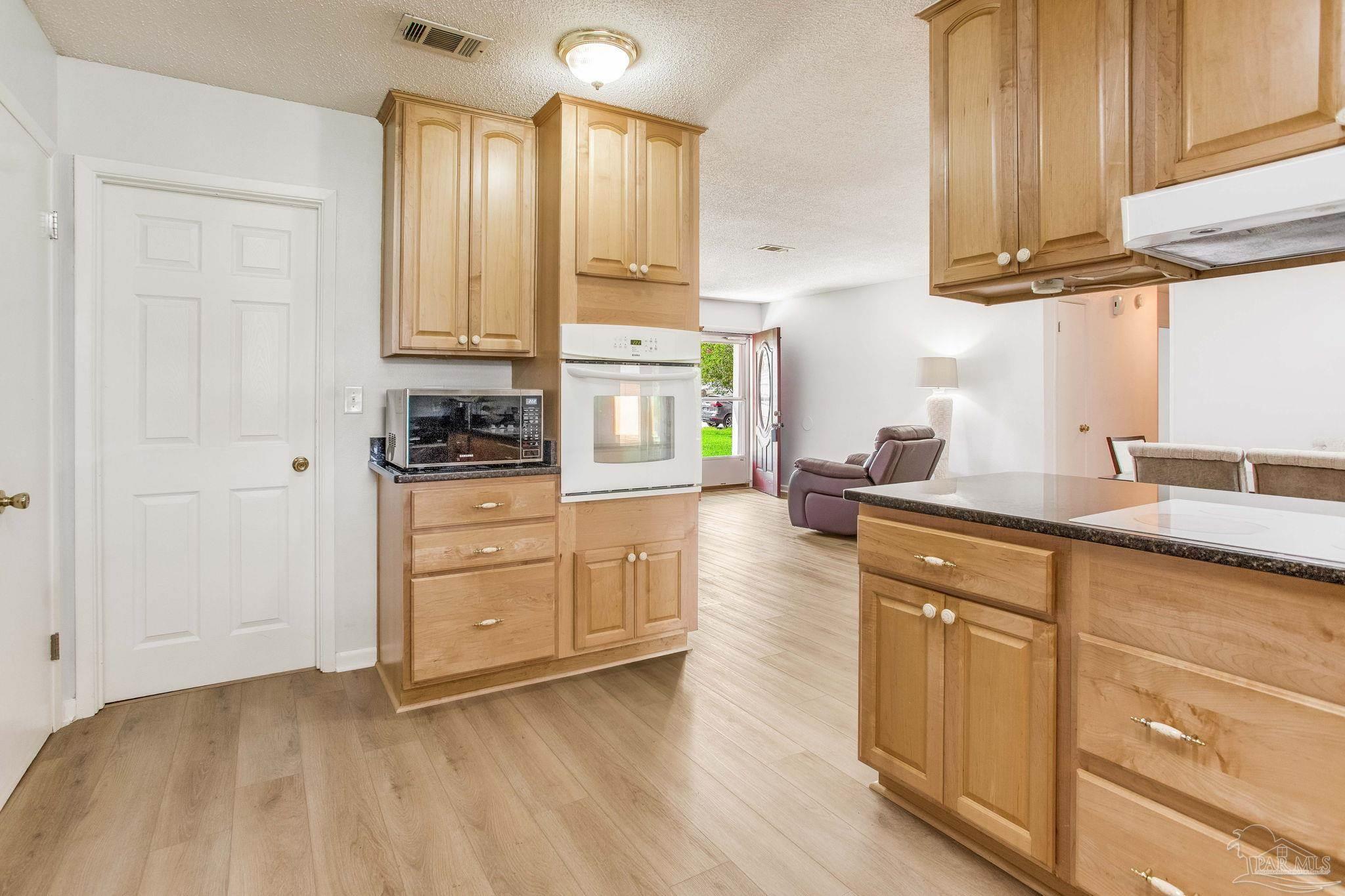 2344 Riddle Road Cantonment, FL 32533 - Photo 11 of 42 Gallery Image 11