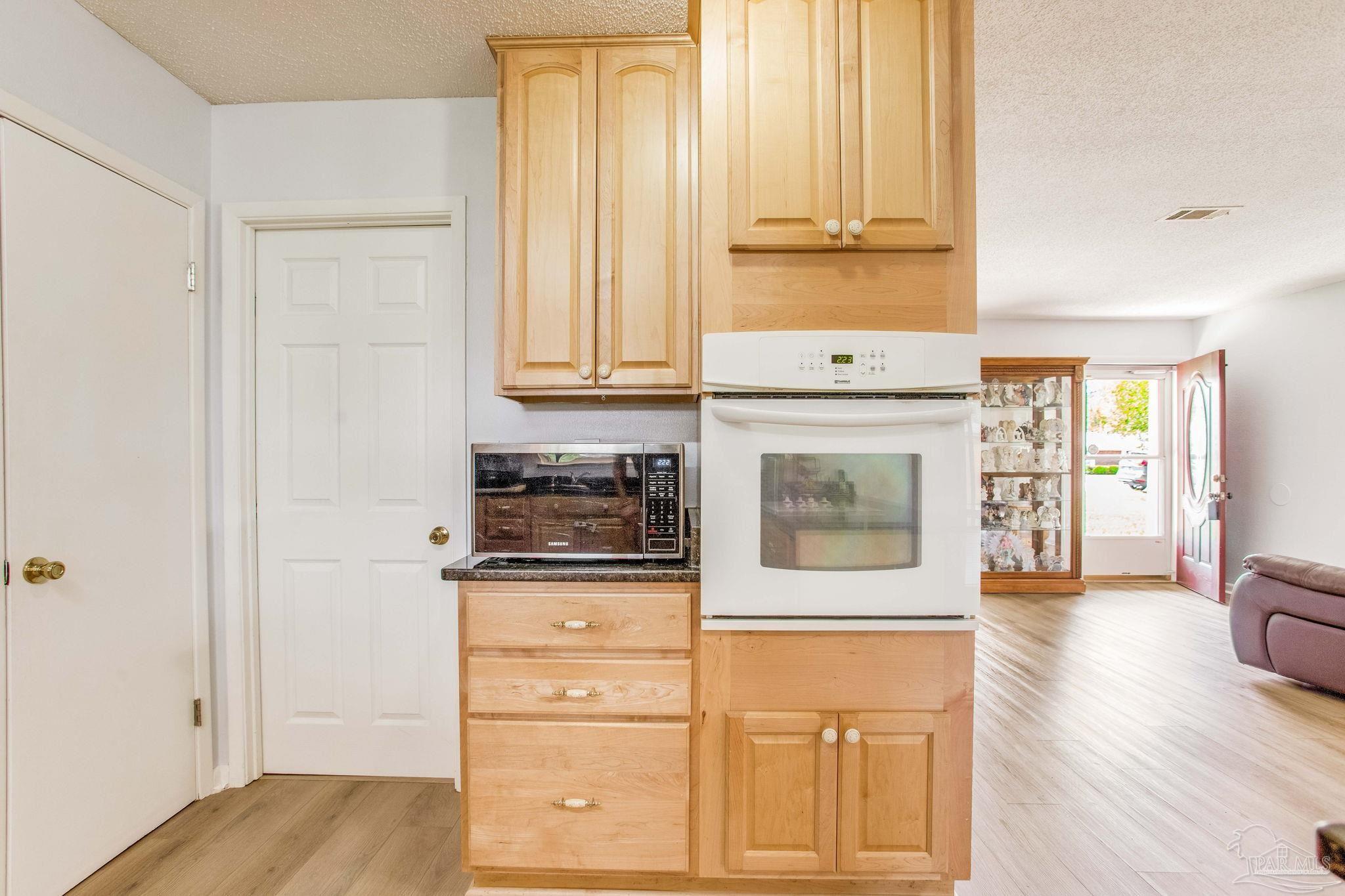 2344 Riddle Road Cantonment, FL 32533 - Photo 13 of 42 Gallery Image 13
