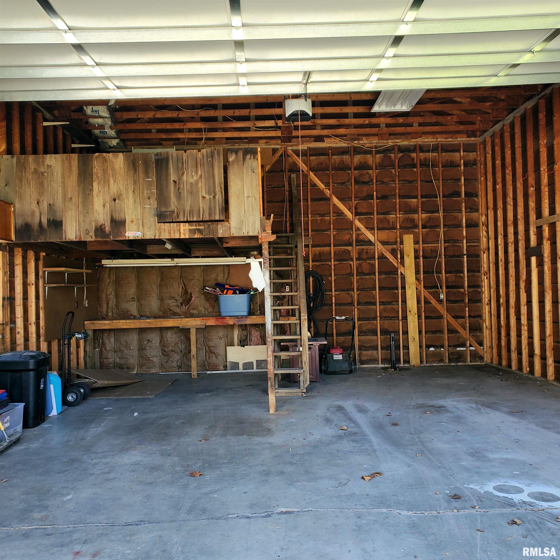 2510 Turner Road Quincy, IL 62301 - Photo 5 of 25 Gallery Image 5