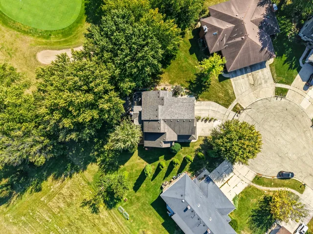 a picture of a wall with a white wall and a picture