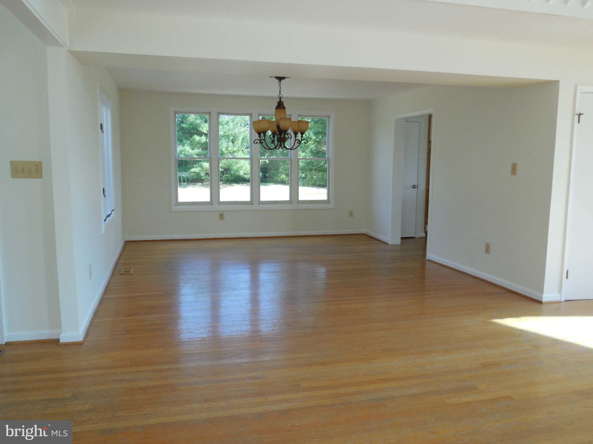 4415 Linthicum Road Dayton, MD 21036 - Photo 22 of 26 Dining Room