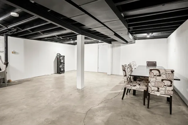 $309,000 | 1525 South 58th Avenue, Cicero, IL 60804