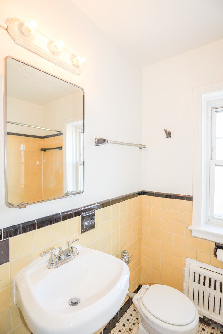 1217 Harvard Terrace, Unit 2 Evanston, IL 60202 - Photo 9 of 13
