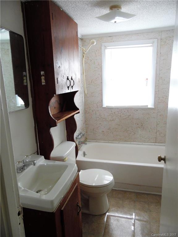 529 Claymon Road Oakboro, NC 28129 - Photo 9 of 16 Gallery Image 9