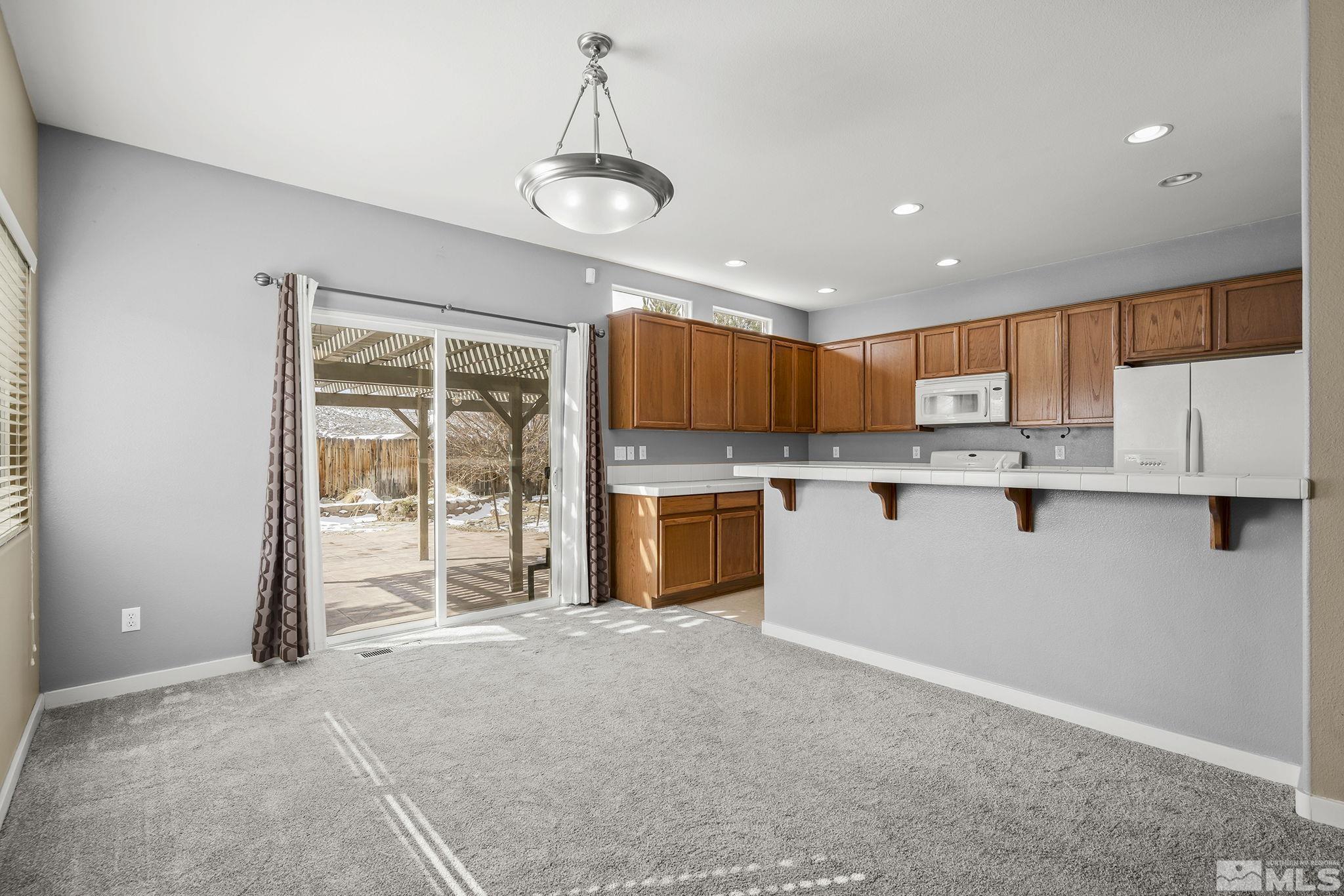 7649 Crest Bluff Drive Reno, NV 89506 - Photo 7 of 22 Photo 7