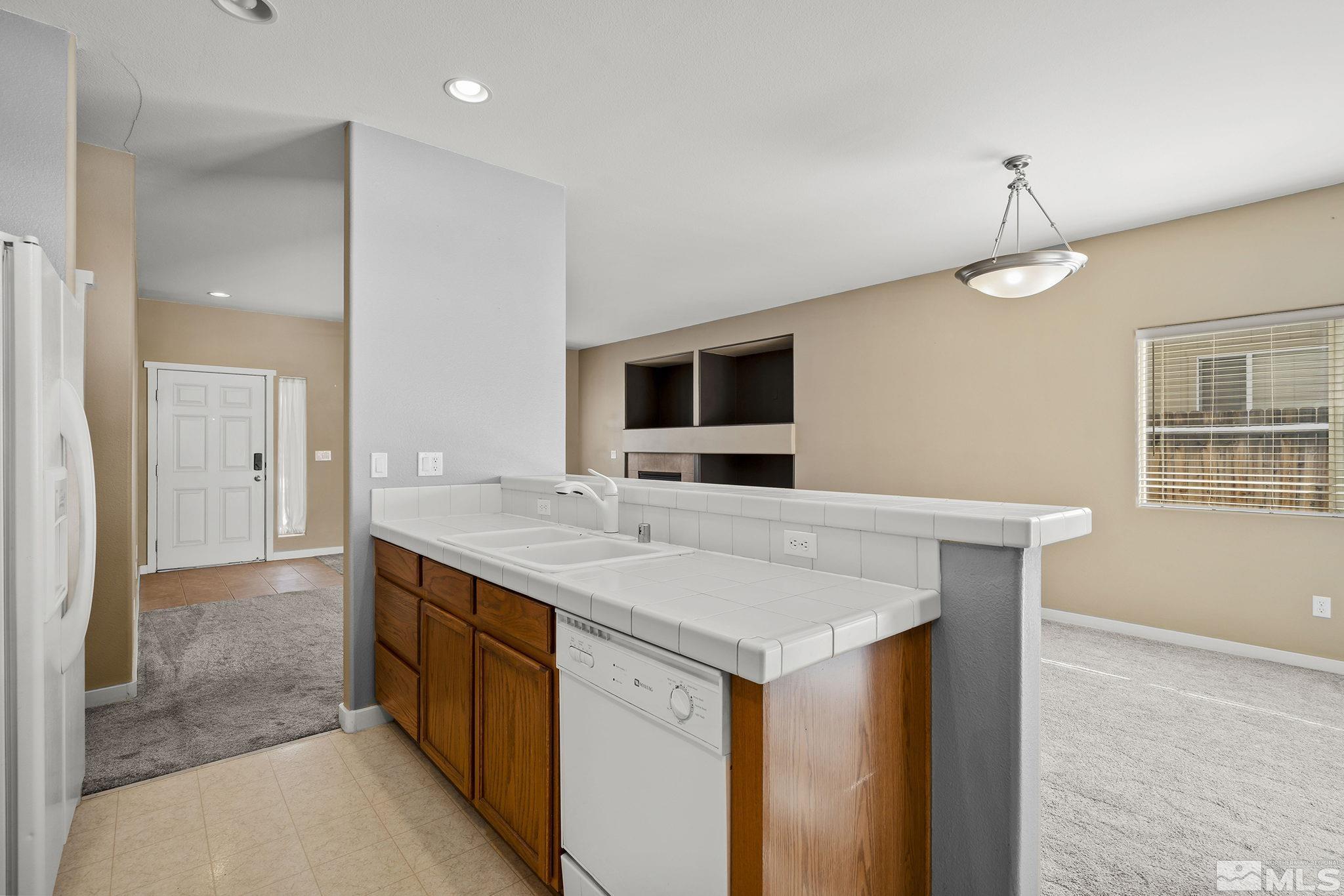 7649 Crest Bluff Drive Reno, NV 89506 - Photo 10 of 22 Photo 10