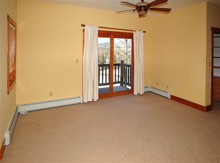 83 Knudson Ranch Road Edwards, CO 81632 - Photo 13 of 21 an empty room with a window