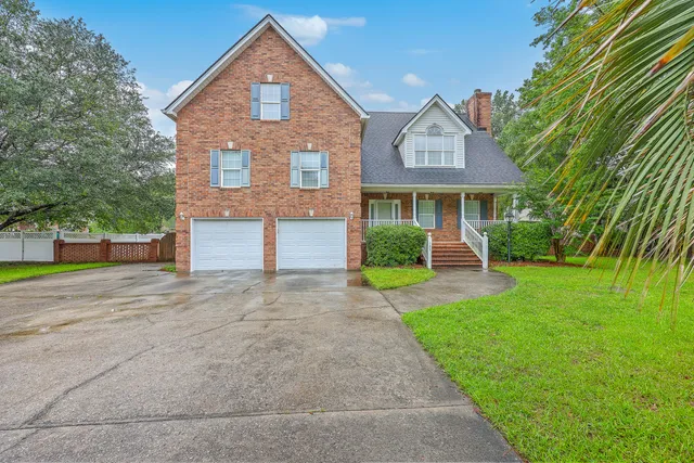 $605,000 | 125 Eston Drive, Goose Creek, SC 29445