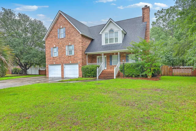 $605,000 | 125 Eston Drive, Goose Creek, SC 29445