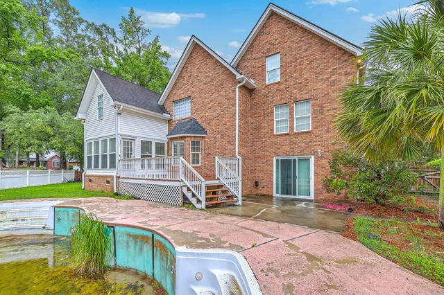 $605,000 | 125 Eston Drive, Goose Creek, SC 29445