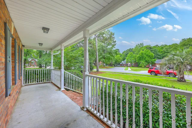 $605,000 | 125 Eston Drive, Goose Creek, SC 29445