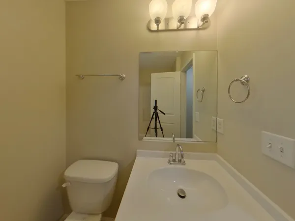 $1,749 | 1940 Littleton Court, Columbia, TN 38401