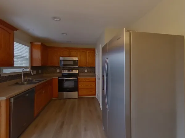 $1,749 | 1940 Littleton Court, Columbia, TN 38401