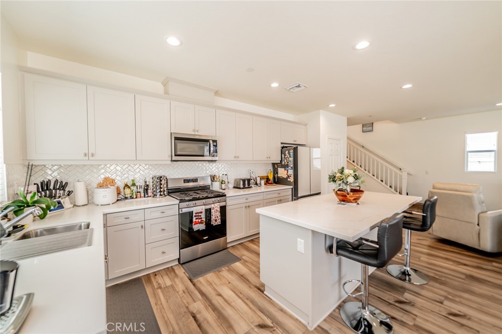 20168 Lemonscent Drive Riverside, CA 92507 - Photo 12 of 53 Gallery Image 12