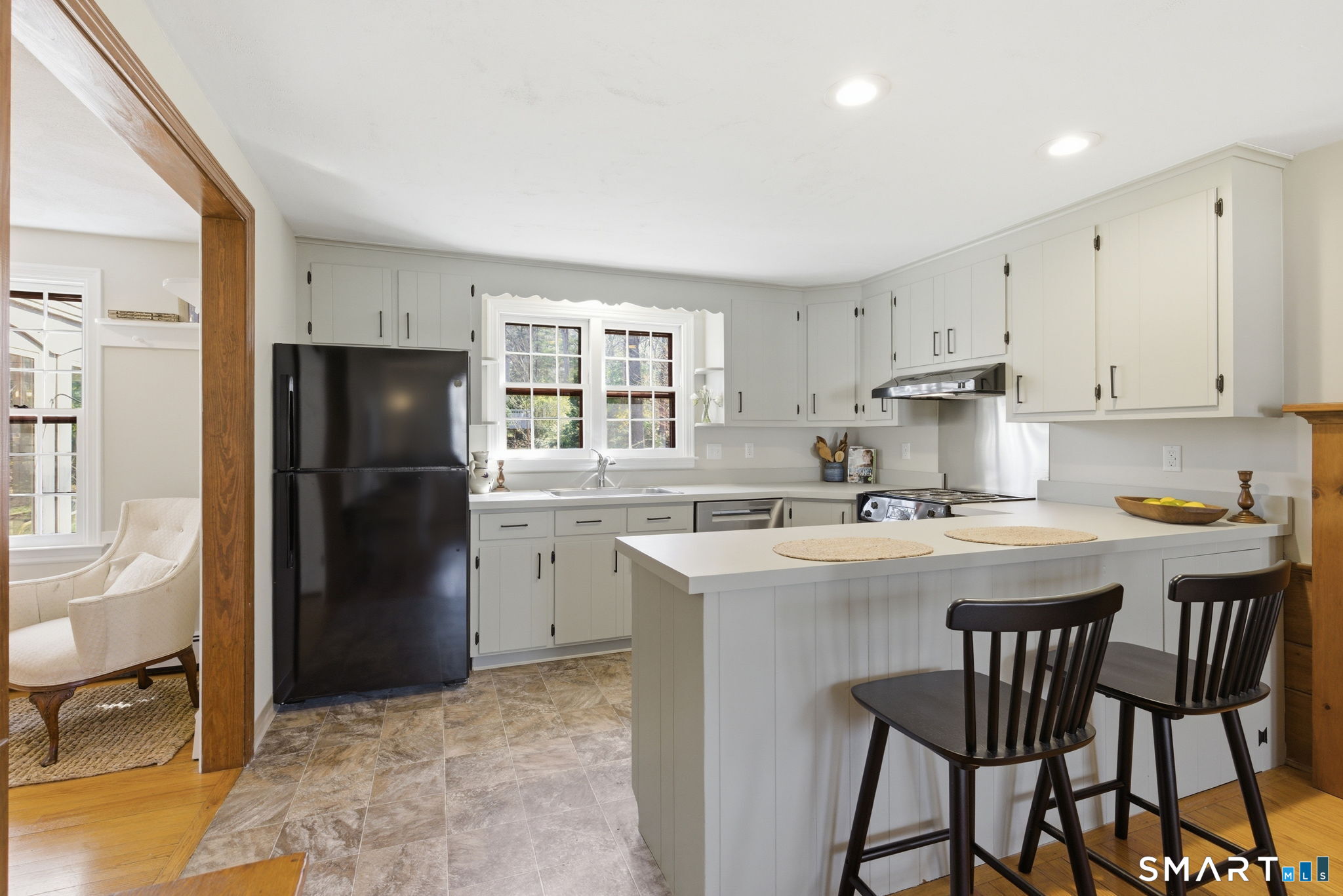 42 Timber Trail Manchester, CT 06040 - Photo 8 of 36