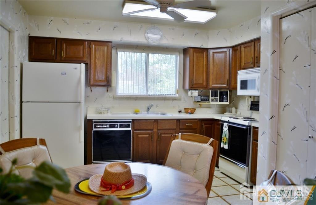 737A Prospect Road, Unit A Monroe Township, NJ 08831 - Photo 2 of 3 Gallery Image 2