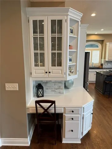 $939,900 | 15457 Iron Horse Circle, Leawood, KS 66224