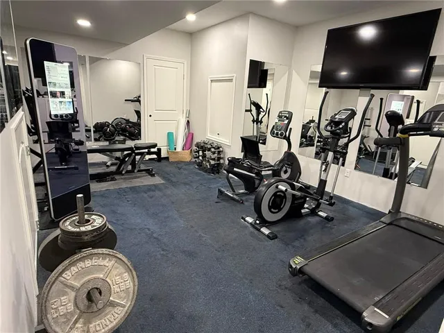 $939,900 | 15457 Iron Horse Circle, Leawood, KS 66224