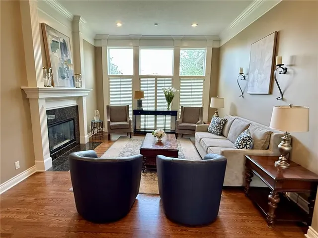 $939,900 | 15457 Iron Horse Circle, Leawood, KS 66224