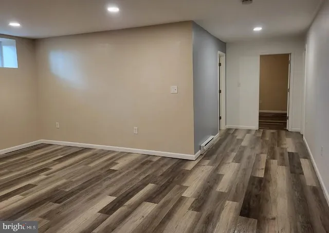 $1,300 | 558 East Lincoln Highway, Coatesville, PA 19320