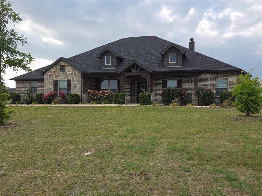 COUNTRY LIVING IN THE CITY~