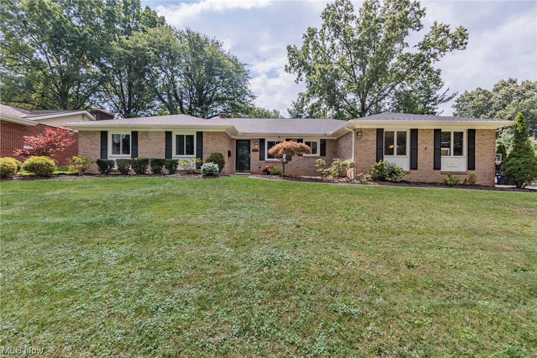 2024 Larchmont Road Akron, OH 44313 - Photo 1 of 35
