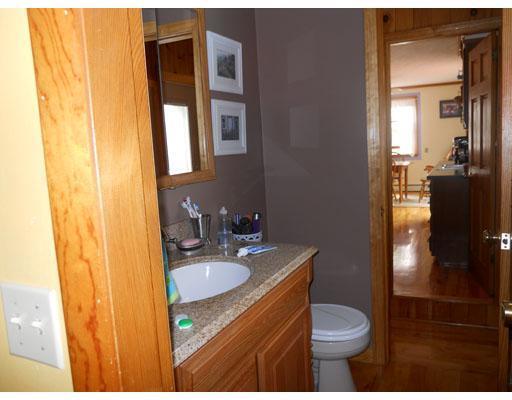 85 Fowler Road Orrington, ME 04474 - Photo 15 of 21 Bathroom.