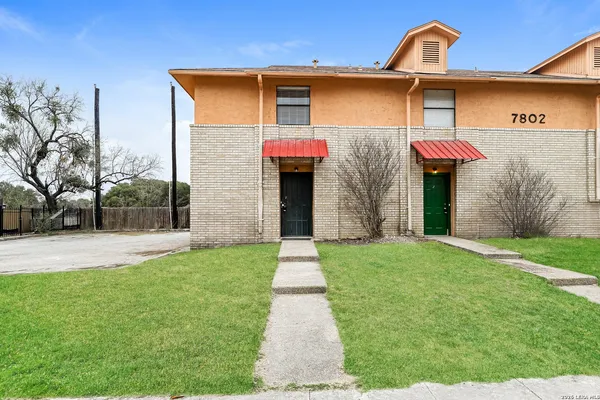 $1,225 | 7802 Richard Frank Way, Unit 1, San Antonio, TX 78240