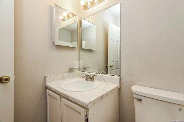 $1,225 | 7802 Richard Frank Way, Unit 1, San Antonio, TX 78240